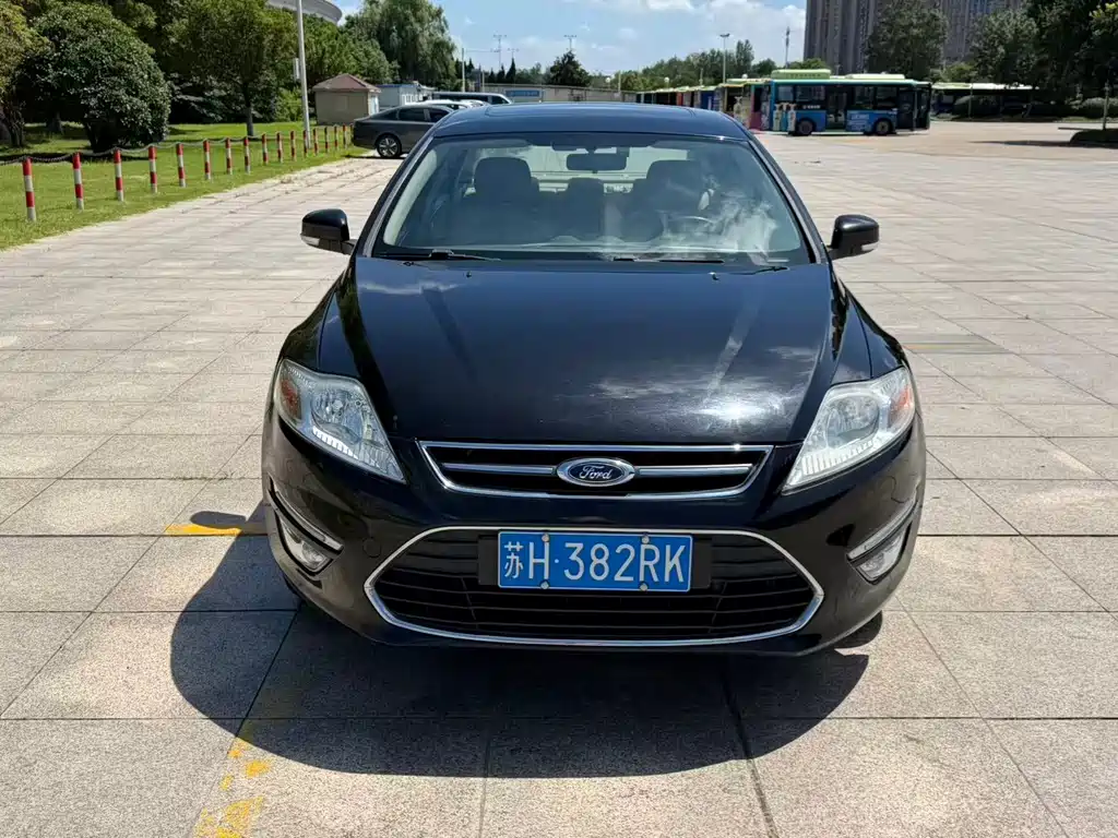Ford Mondeo — миниатюра 2