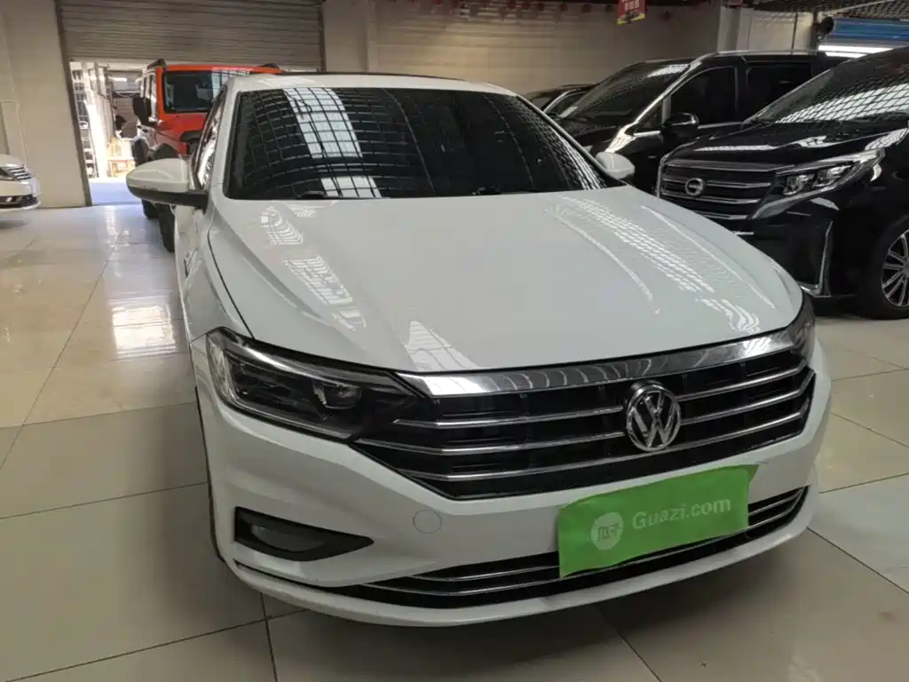 Volkswagen Sagitar — миниатюра 3