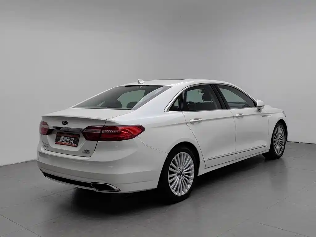 Ford Taurus — миниатюра 2