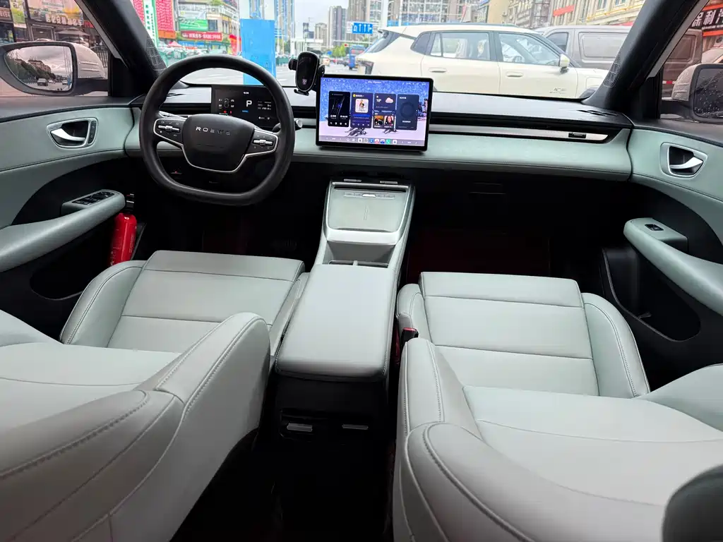 Roewe D6 — миниатюра 9