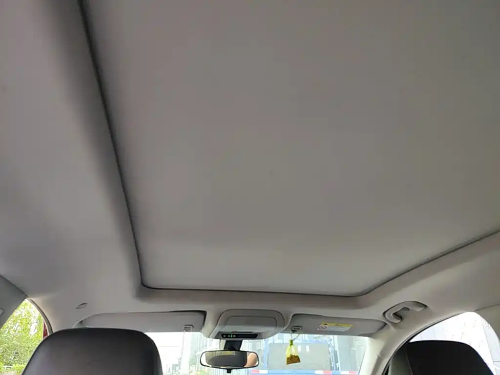 Chevrolet Equinox — миниатюра 18