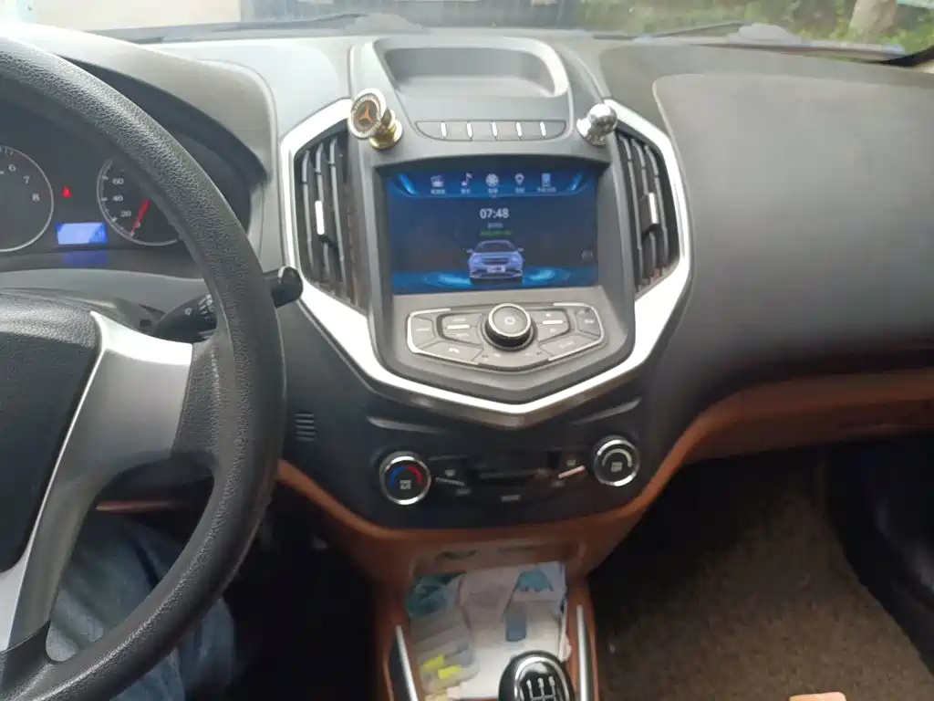 Geely King Kong — миниатюра 14