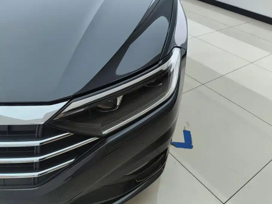 Volkswagen Sagitar — миниатюра 5
