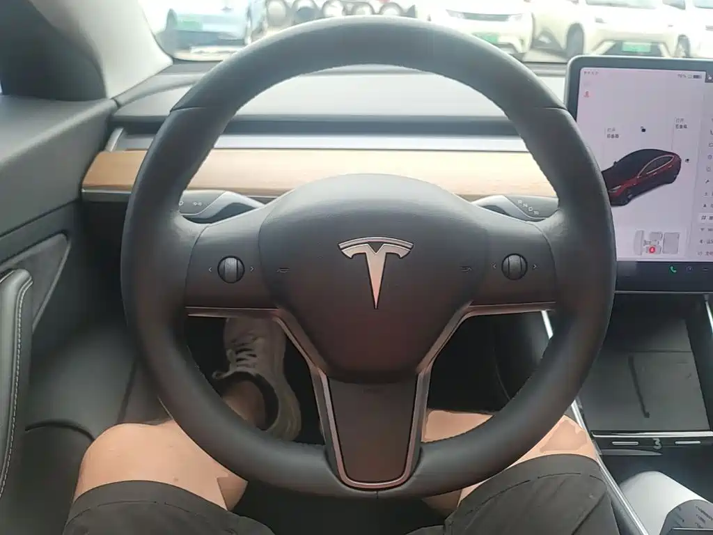 Tesla Model 3 — фотографии объявления, Фото 12