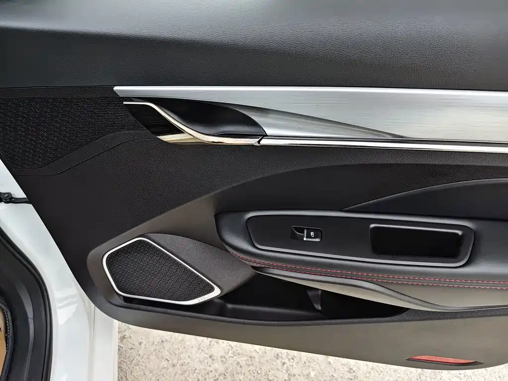 Geely Binrui — миниатюра 11