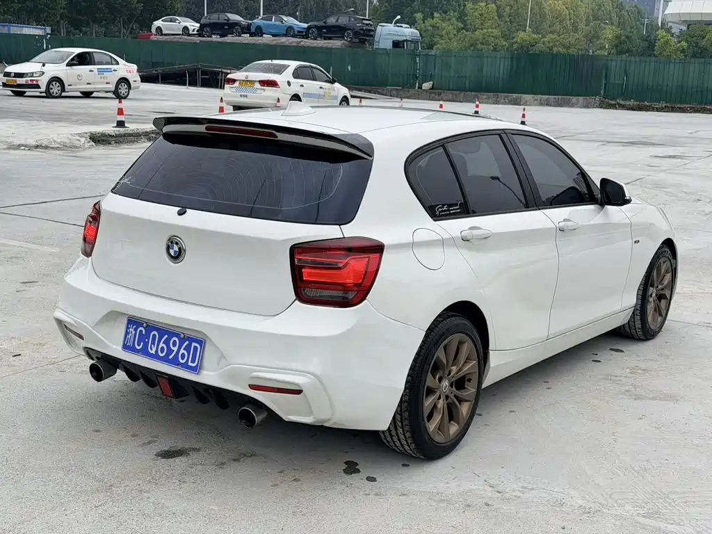 BMW 1 Series (Import) — миниатюра 3
