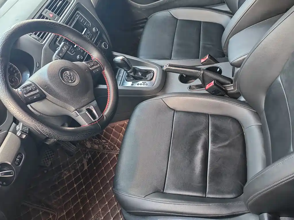 Volkswagen Sagitar — миниатюра 12