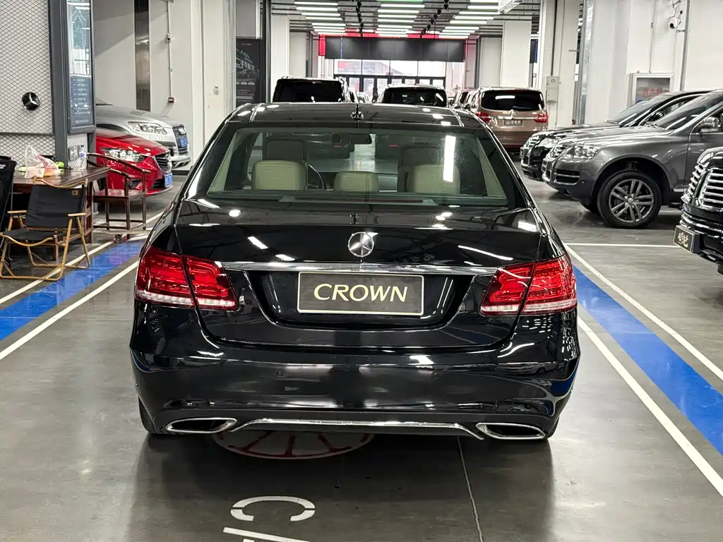 Mercedes-Benz E-Class E 2010 E 300 L Fashion