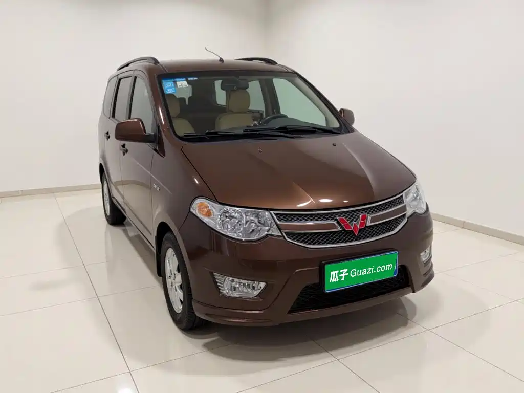 Wuling Hongguang — миниатюра 3
