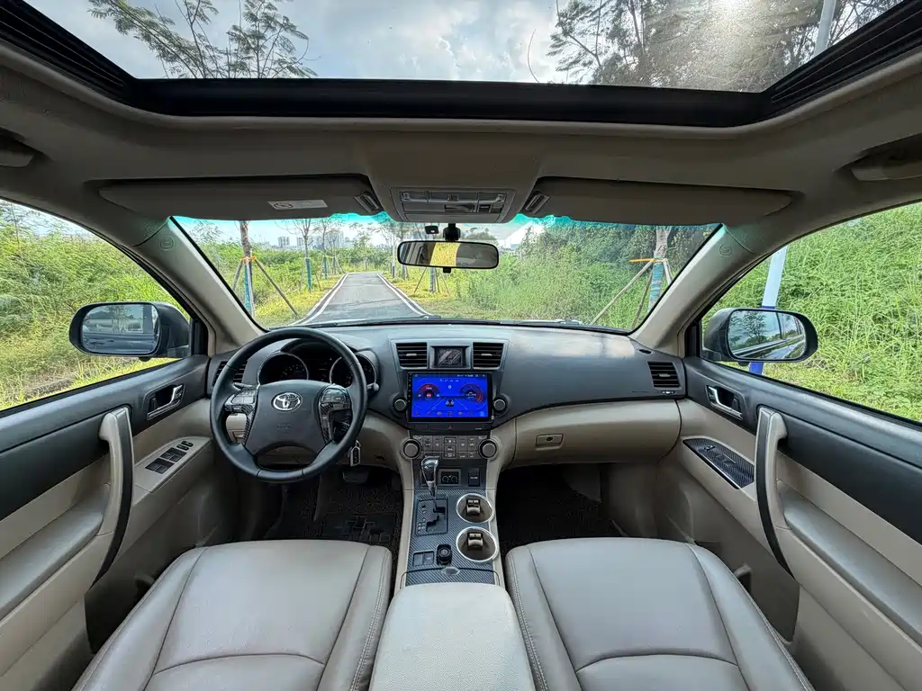 Toyota Highlander — миниатюра 5