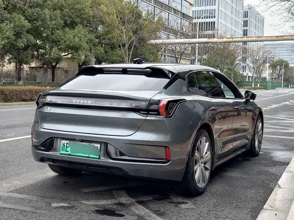 ZEEKR EXTREME KRYPTON 001