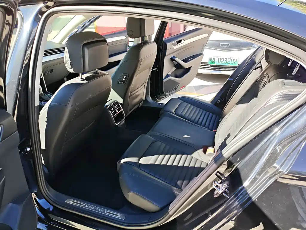 Volkswagen Magotan — миниатюра 11