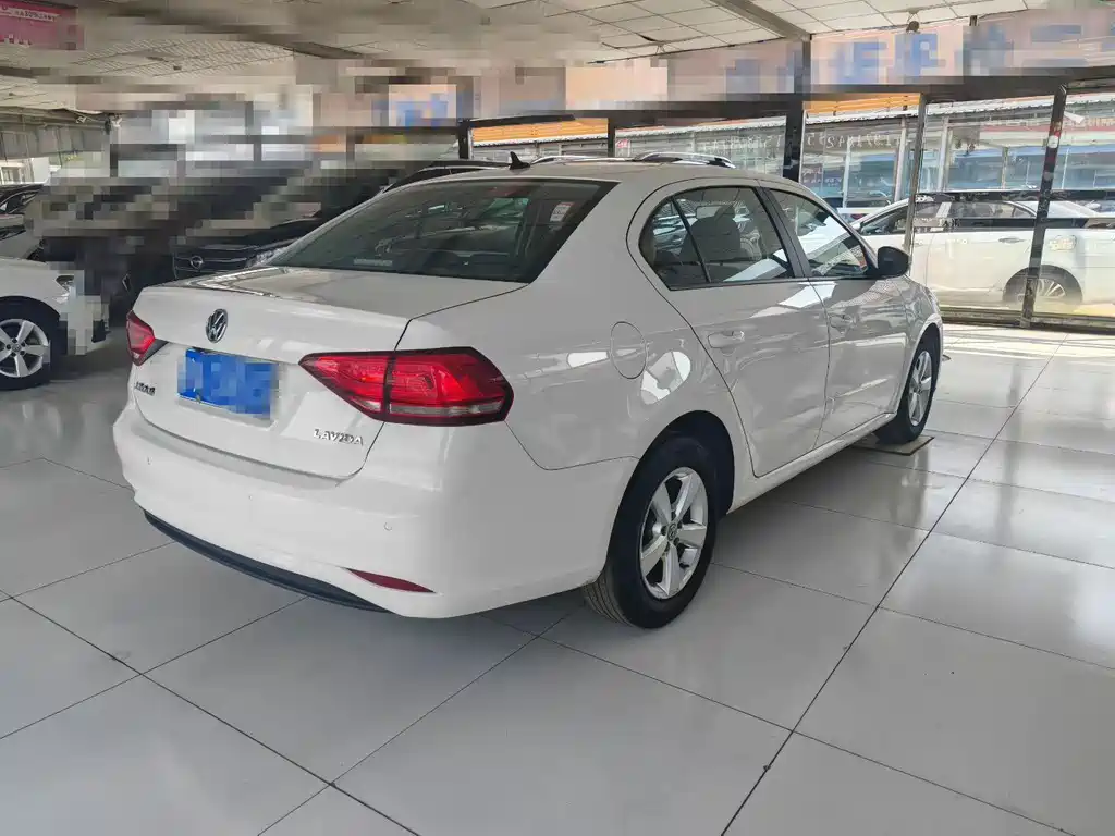 Volkswagen Lavida — миниатюра 9