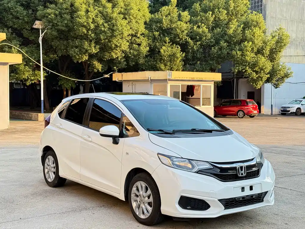 Honda Fit — миниатюра 2