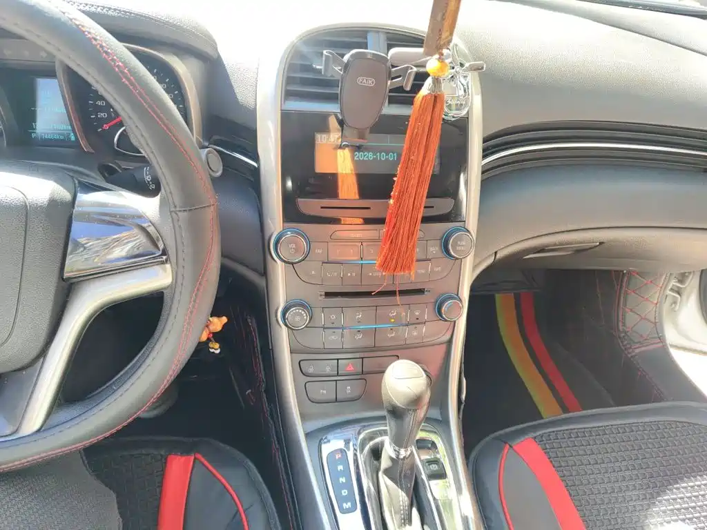 Chevrolet Malibu — миниатюра 9