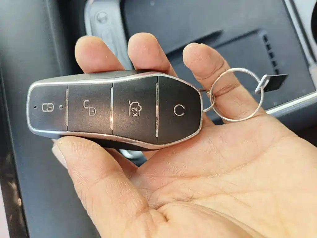 BYD Sealion 05 EV — миниатюра 9
