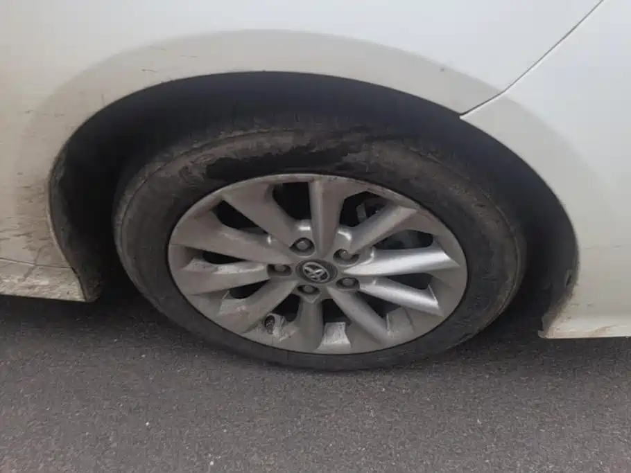 Toyota Corolla — миниатюра 6