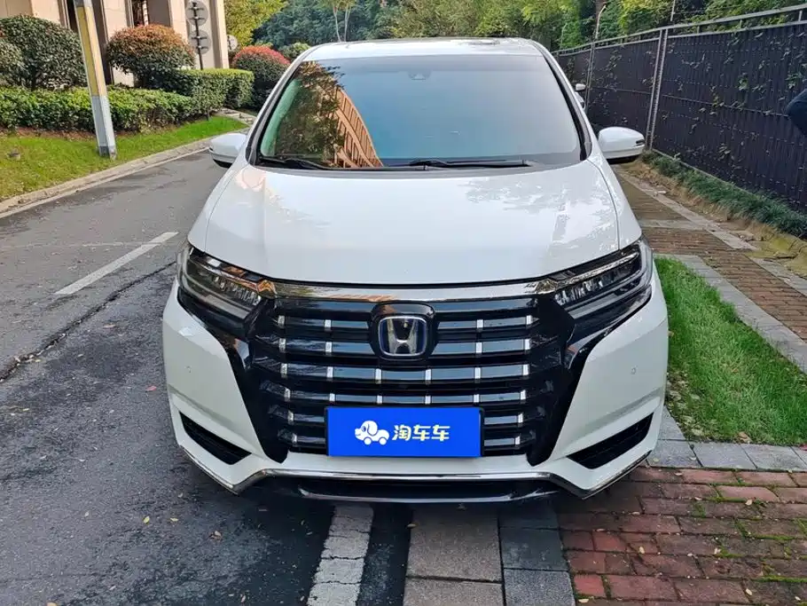 Honda Elysion — миниатюра 2