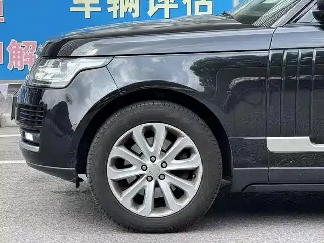 Land Rover Range Rover — миниатюра 3