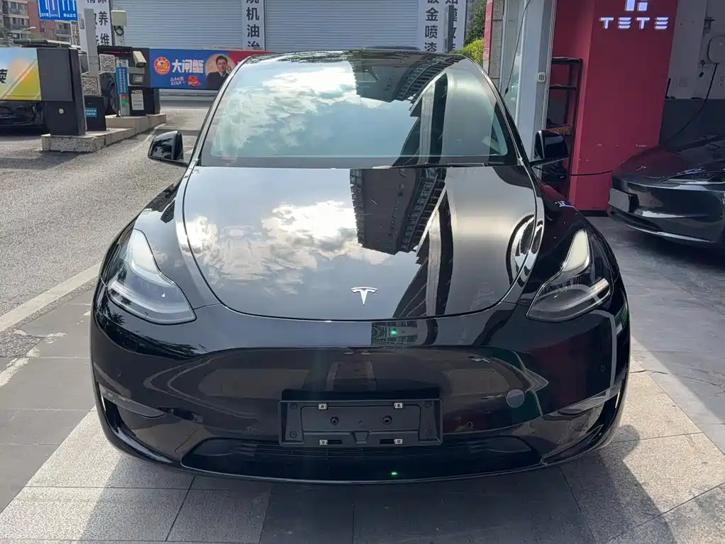 Tesla Model Y — фотографии объявления, Фото 4