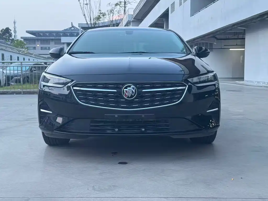 Buick Regal — миниатюра 3