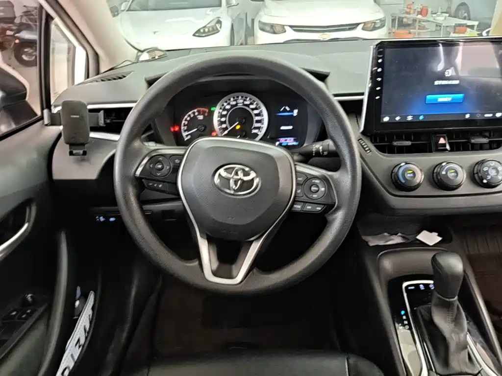 Toyota Corolla — миниатюра 15