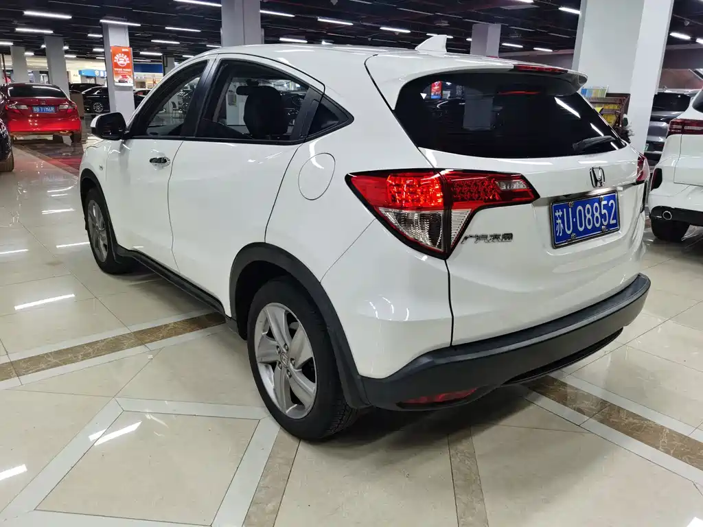 Honda Vezel — миниатюра 9