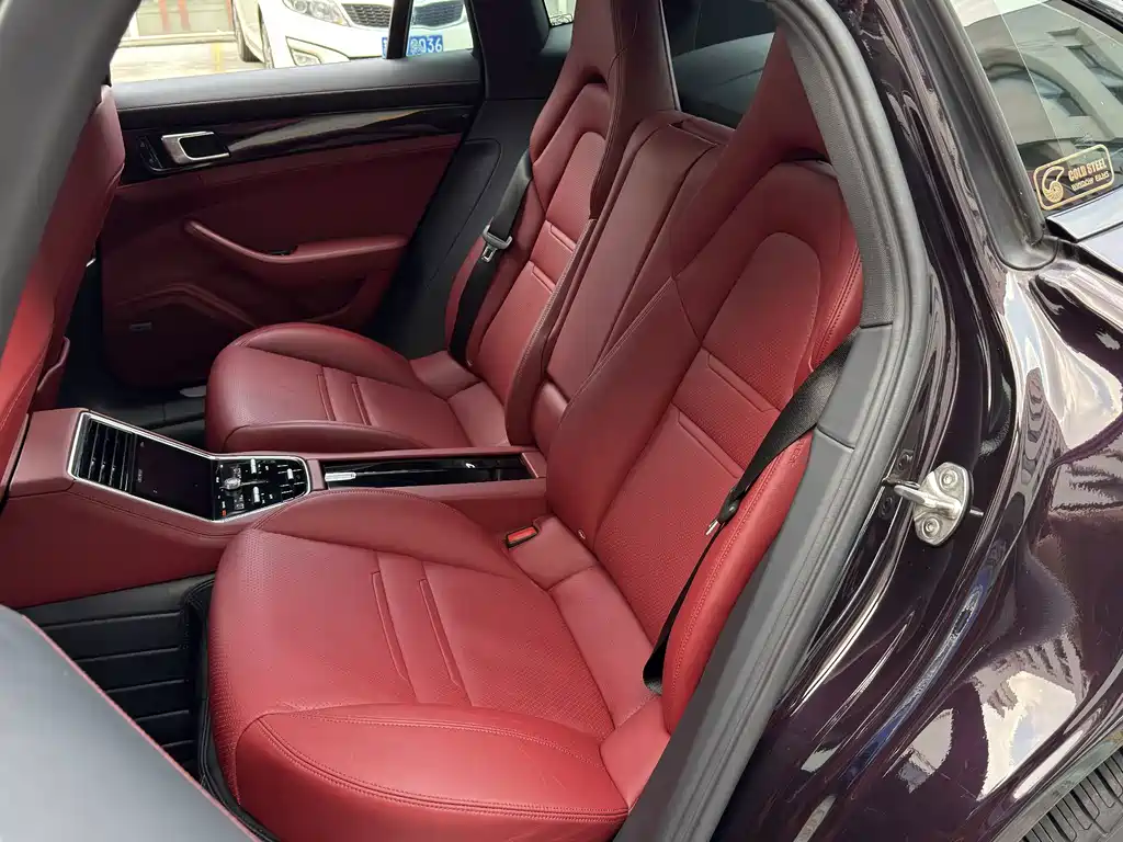 Porsche Panamera — миниатюра 5