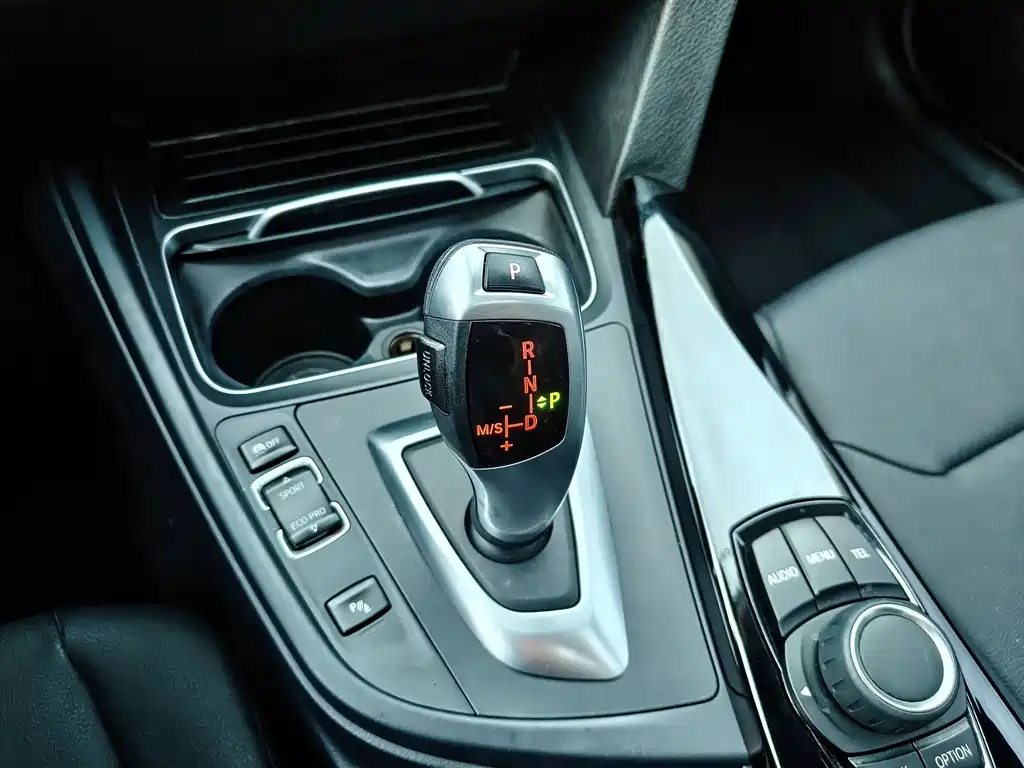 BMW 3 Series — миниатюра 20