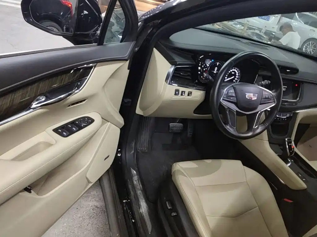 Cadillac XT5 — миниатюра 16