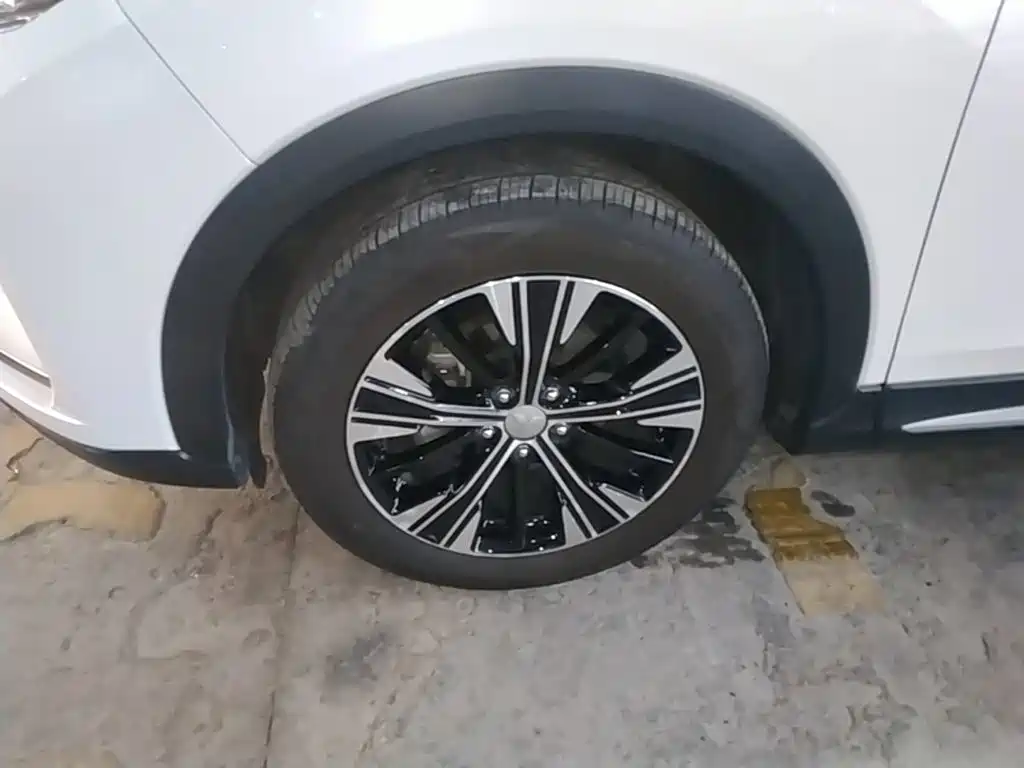 Mitsubishi Eclipse Cross — миниатюра 23