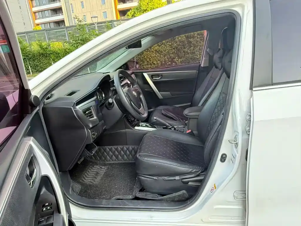 Toyota Corolla — миниатюра 4
