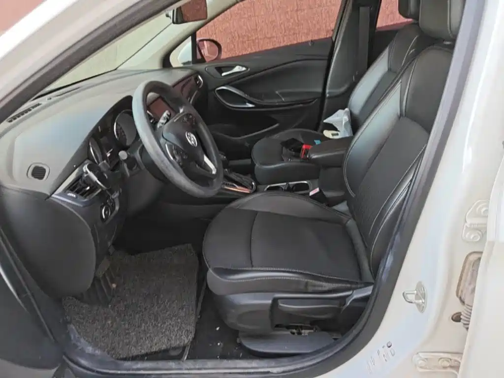 Buick Verano — миниатюра 15