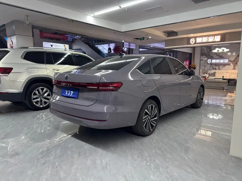 Volkswagen Lavida — миниатюра 4