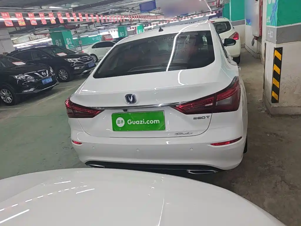 Changan Eado — миниатюра 6