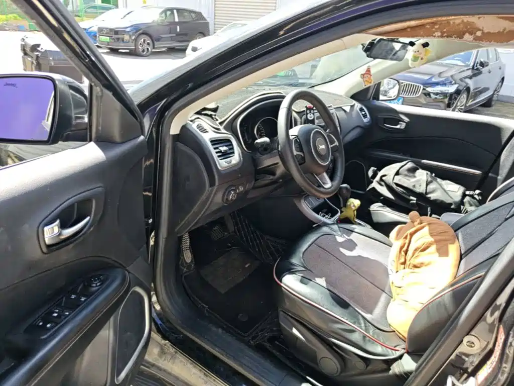 Jeep Compass — миниатюра 14