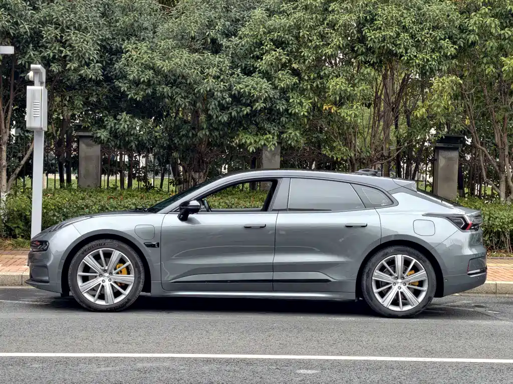 ZEEKR EXTREME KRYPTON 001