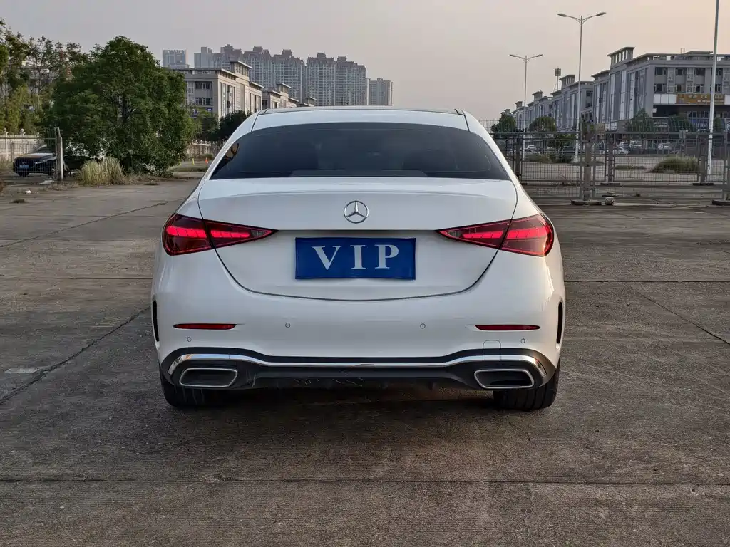 Mercedes-Benz C-Class — миниатюра 8