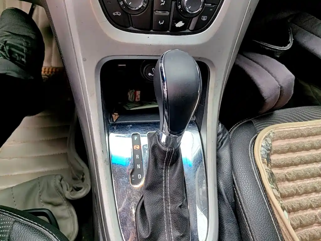 Buick Excelle — миниатюра 14