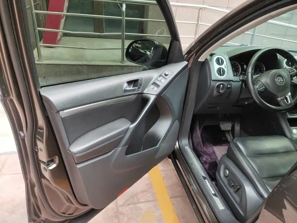 Volkswagen Tiguan — миниатюра 12