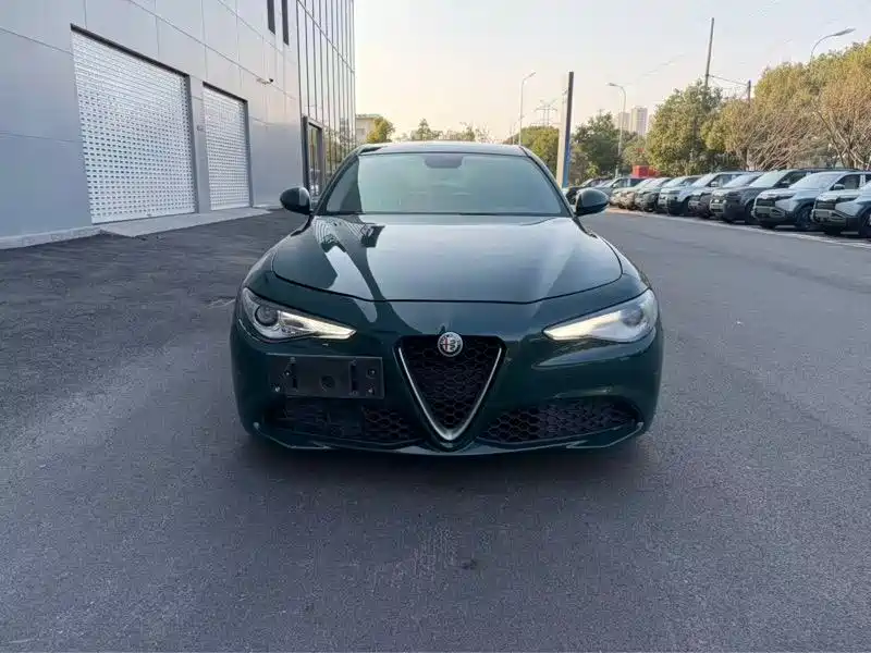 ALFA ROMEO GIULIA