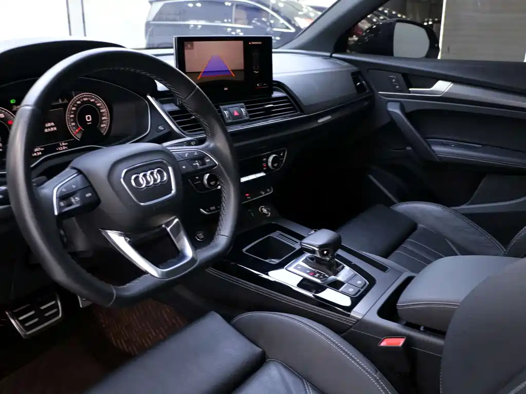 AUDI Q5L
