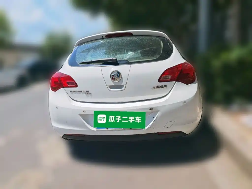 Buick Excelle — миниатюра 5