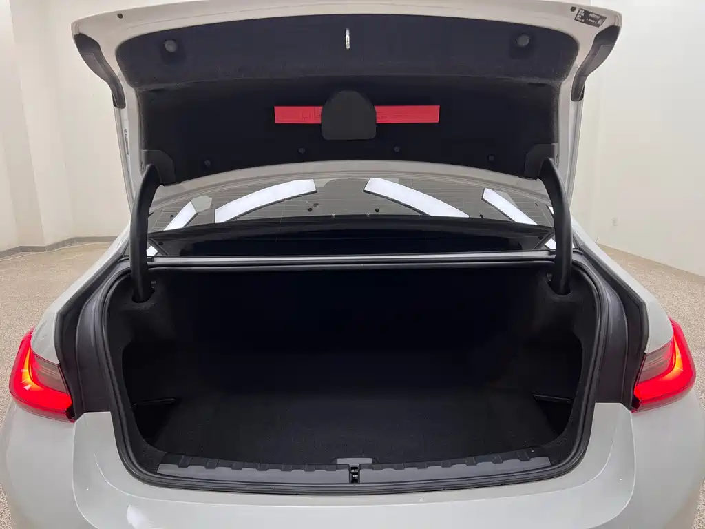 BMW i3 — миниатюра 31