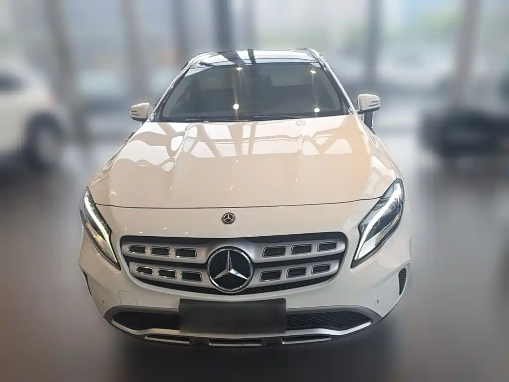 Mercedes-Benz GLA — миниатюра 5
