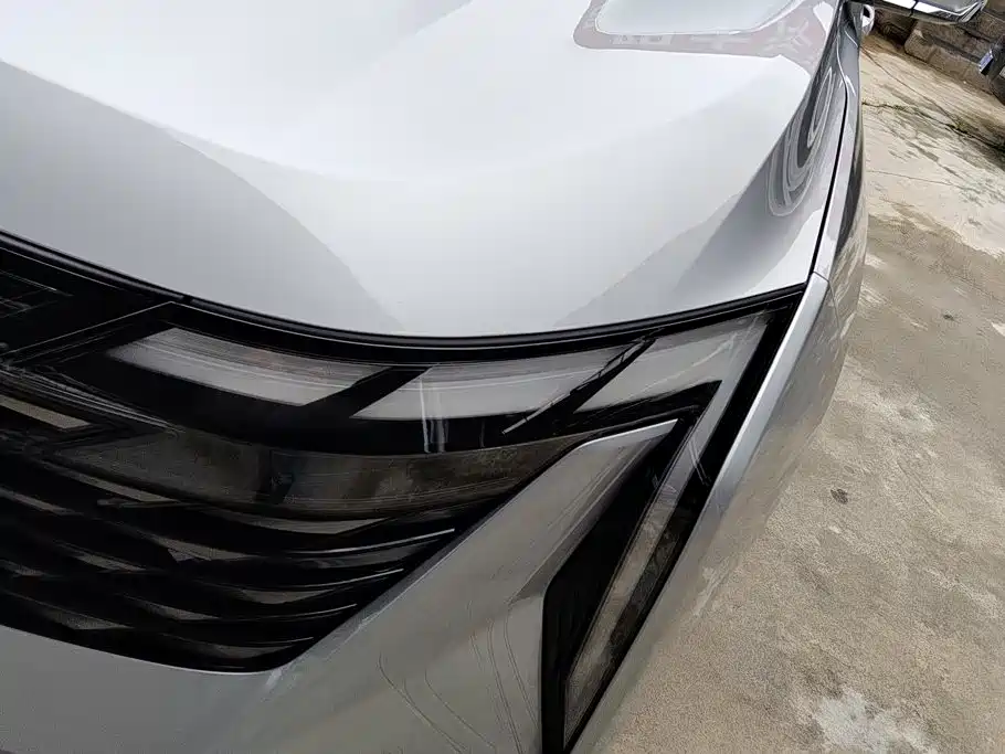 Geely Boyue L — миниатюра 5