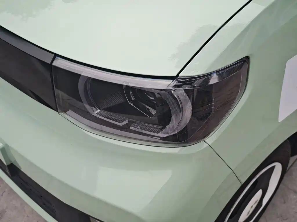 Wuling MINIEV — миниатюра 12