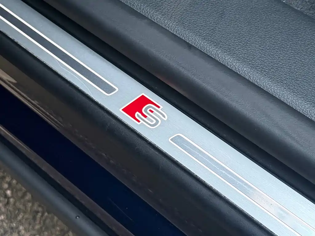 Audi Q8 — миниатюра 28