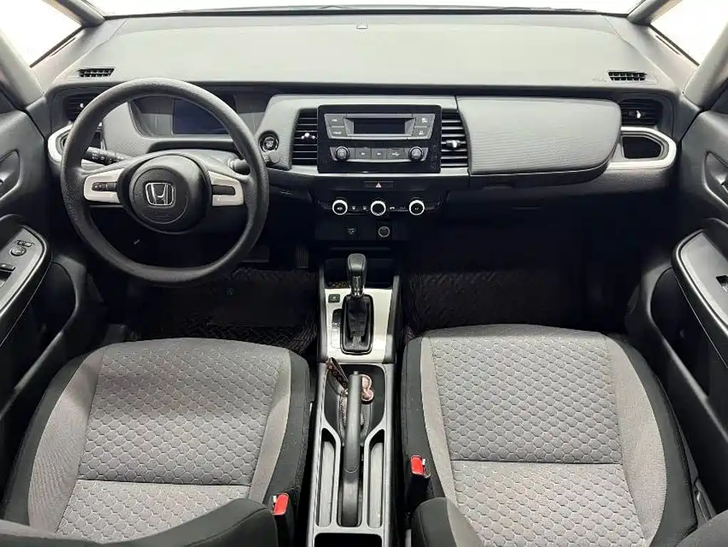 Honda Fit — миниатюра 14