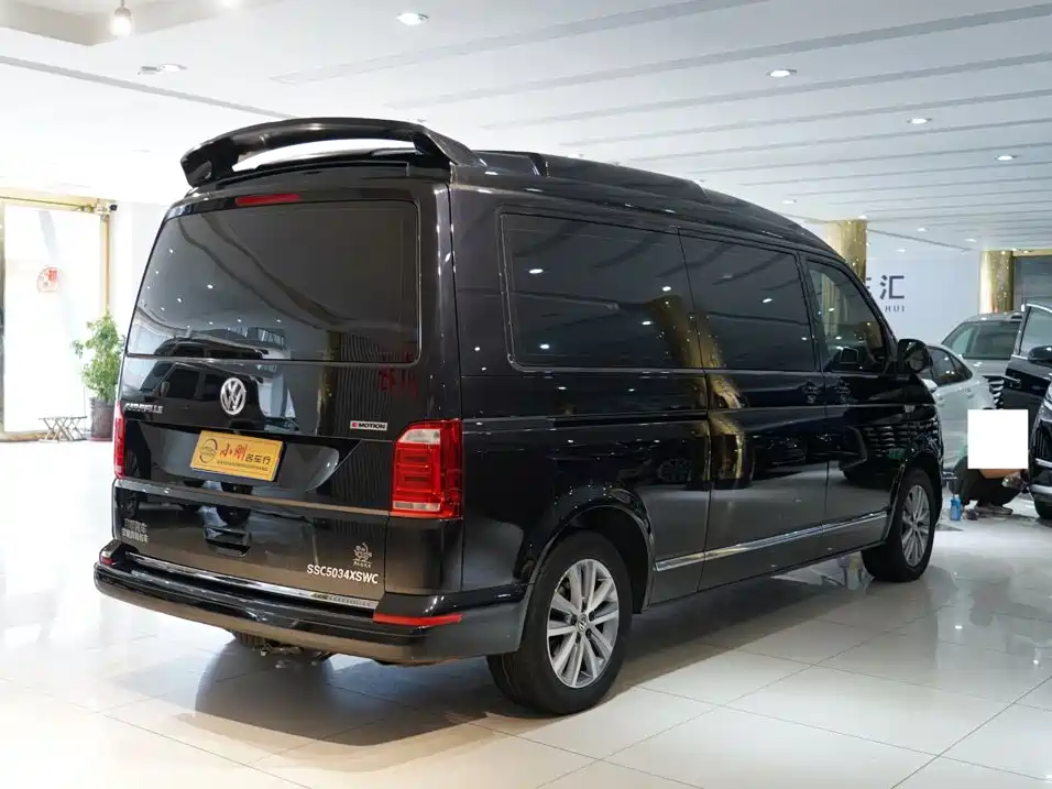 Volkswagen Caravelle — миниатюра 24
